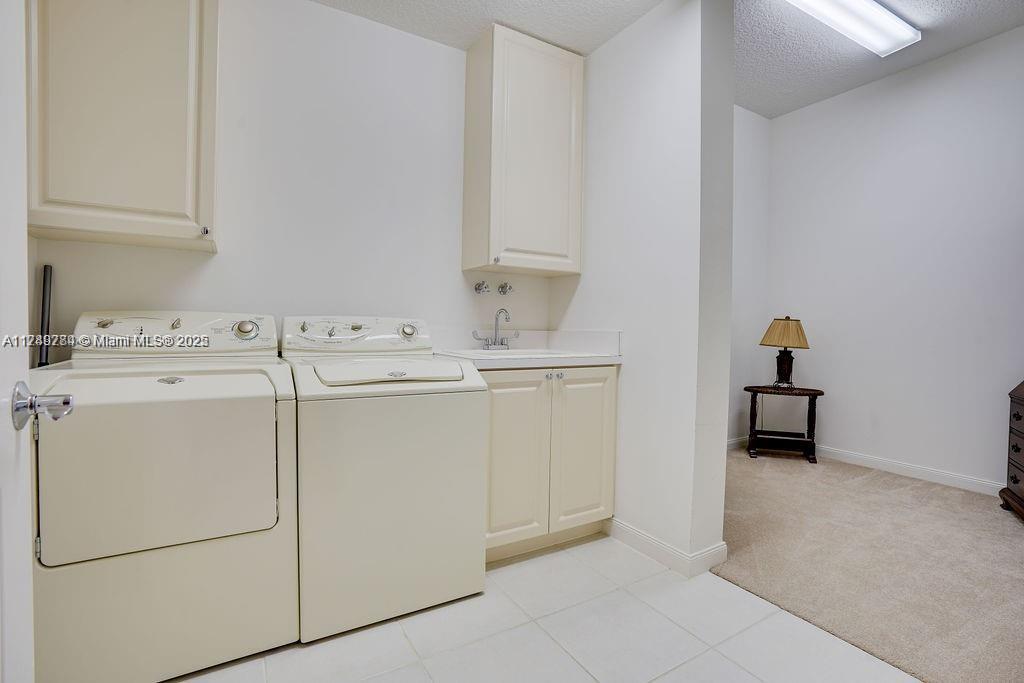 HARBOUR ISLE AT HUTCHINSO - Residential Lease