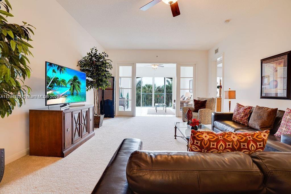 HARBOUR ISLE AT HUTCHINSO - Residential Lease