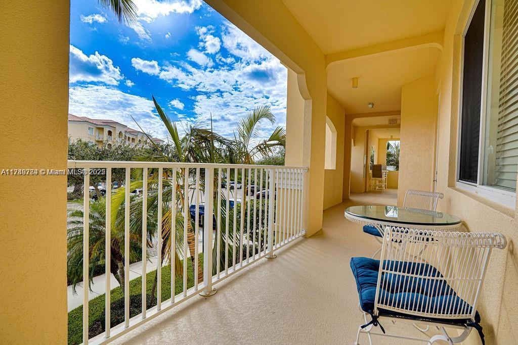 HARBOUR ISLE AT HUTCHINSO - Residential Lease