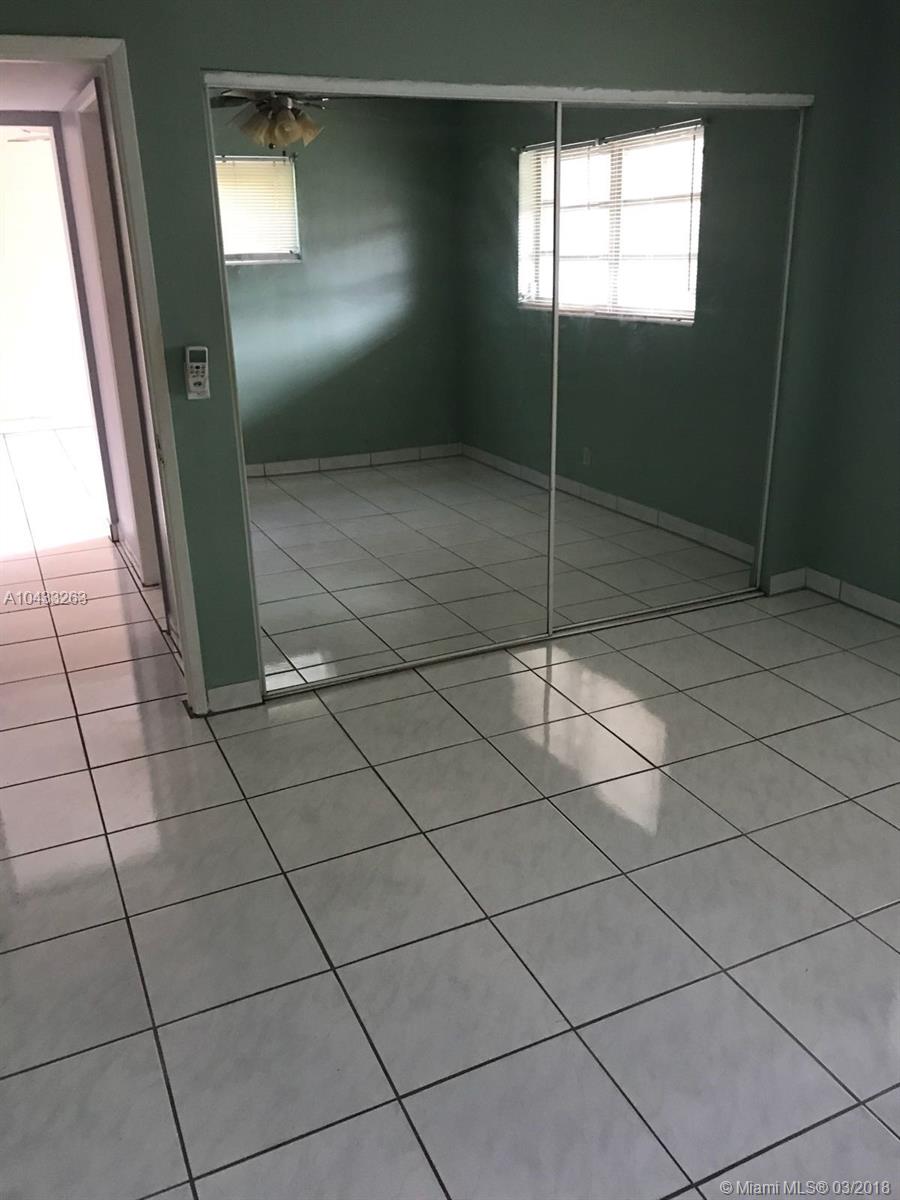 JACKSON MANOR APTS INC CB - Residential Lease