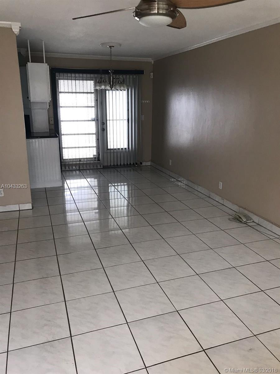 JACKSON MANOR APTS INC CB - Residential Lease