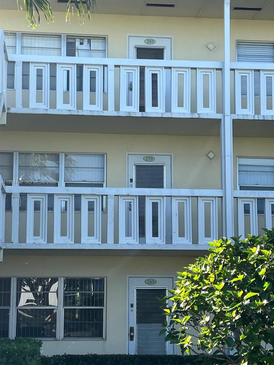 DORSET AT CENTURY VILLAGE - Residential