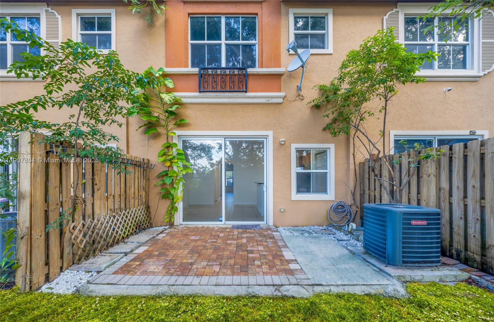 MARTINIQUE NO 3 CONDO - Residential