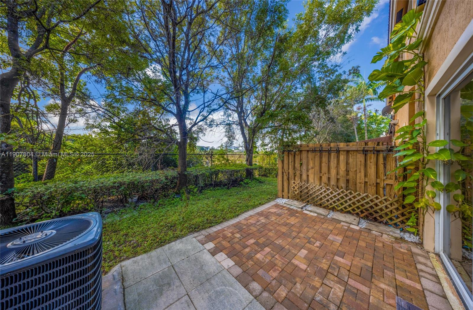 MARTINIQUE NO 3 CONDO - Residential