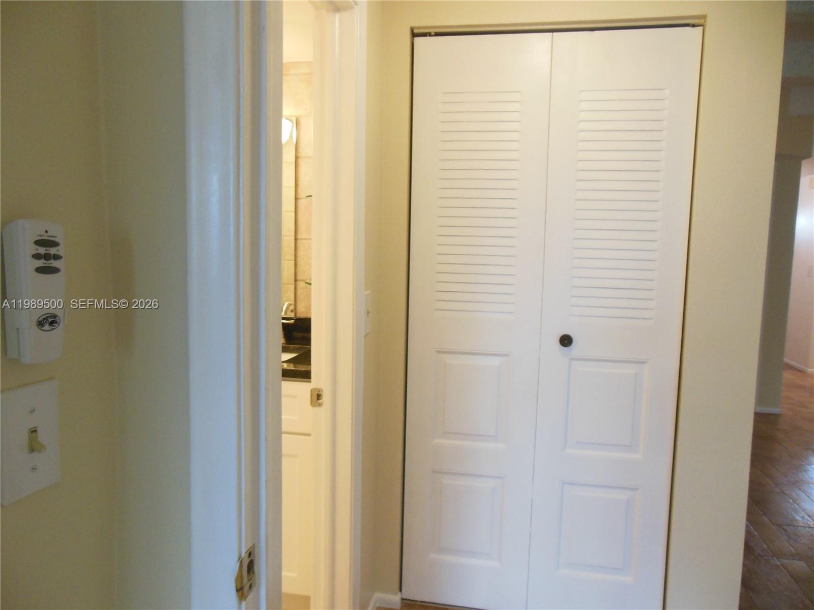 BOCA ENTRADA - Residential Lease