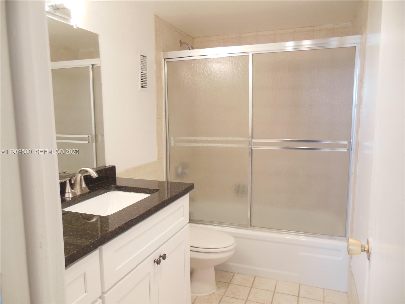 BOCA ENTRADA - Residential Lease