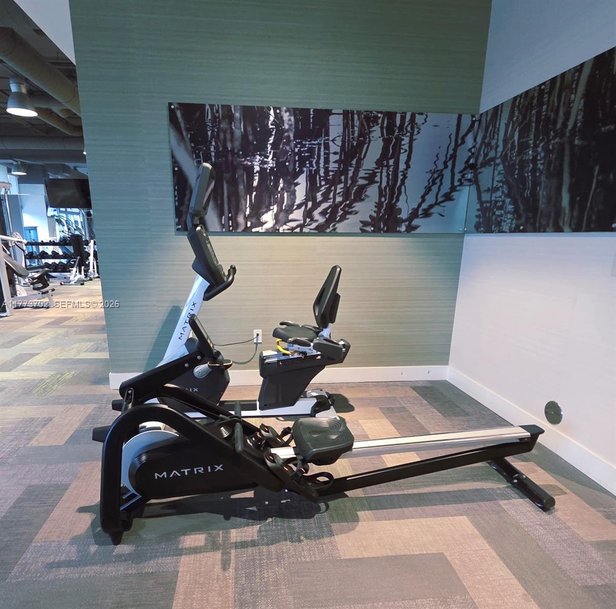 THE HARBOUR SOUTH CONDO - Residential