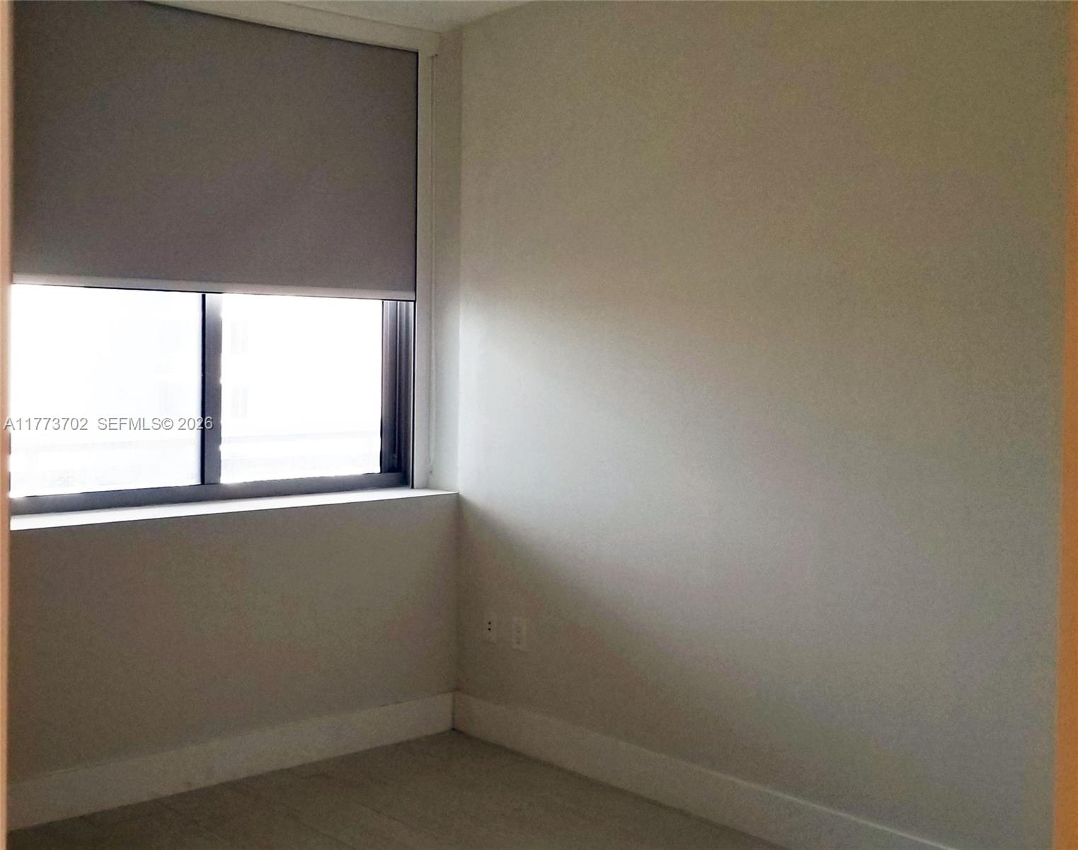 THE HARBOUR SOUTH CONDO - Residential