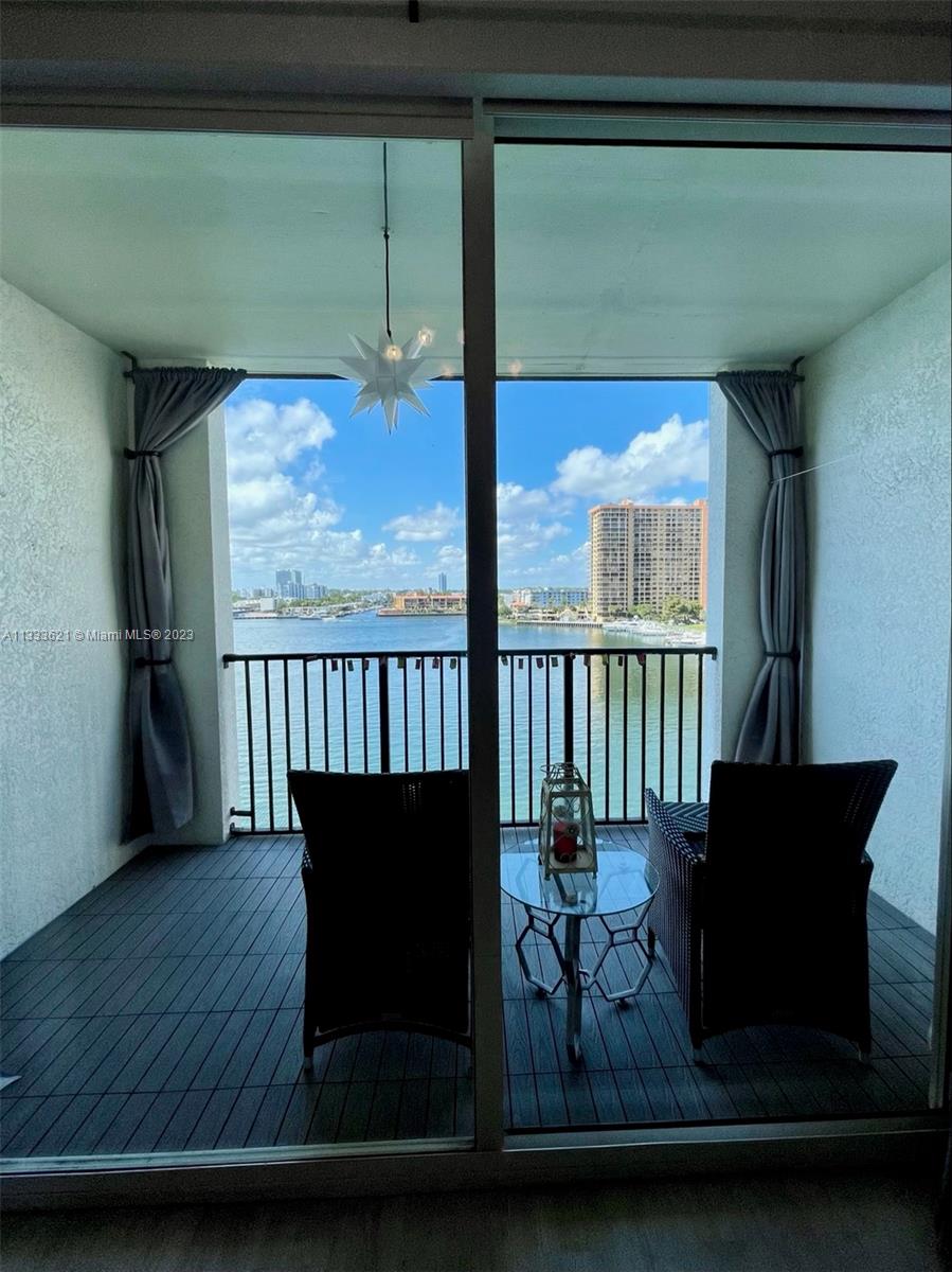 PORTO BELLAGIO CONDO - Residential Lease