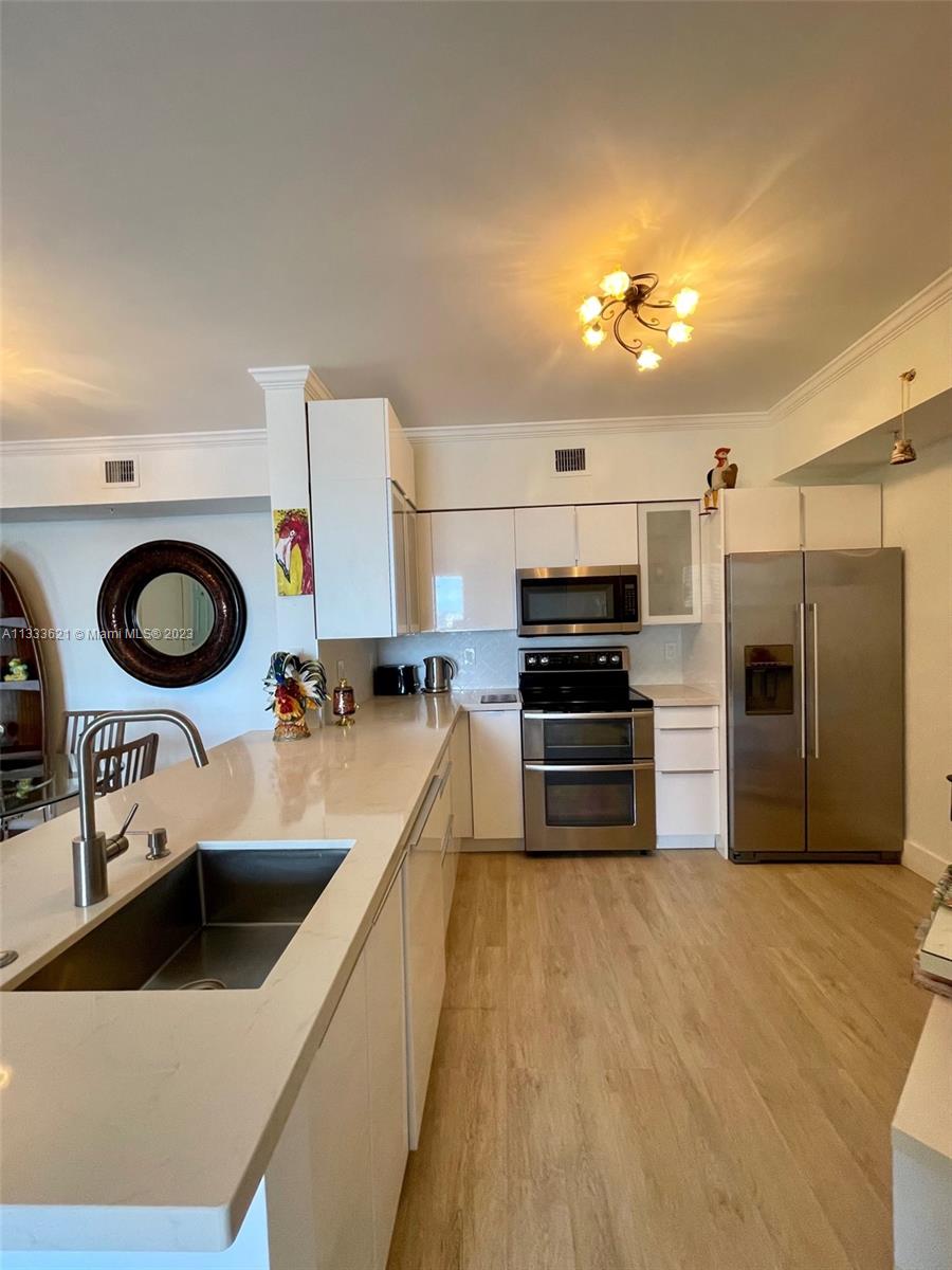 PORTO BELLAGIO CONDO - Residential Lease