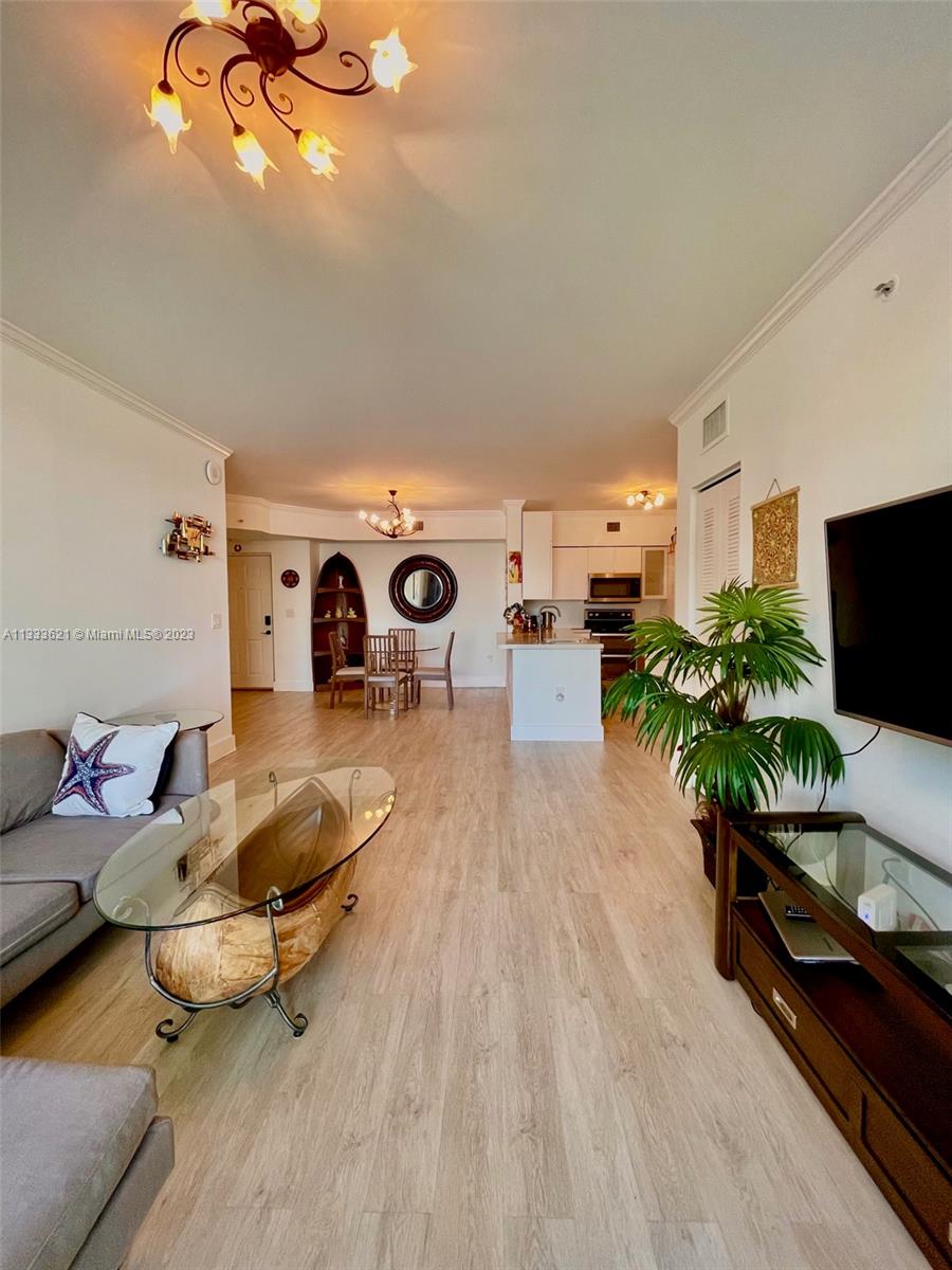 PORTO BELLAGIO CONDO - Residential Lease