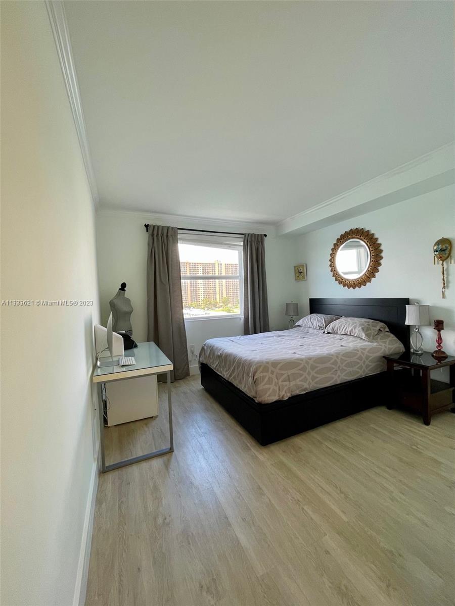 PORTO BELLAGIO CONDO - Residential Lease