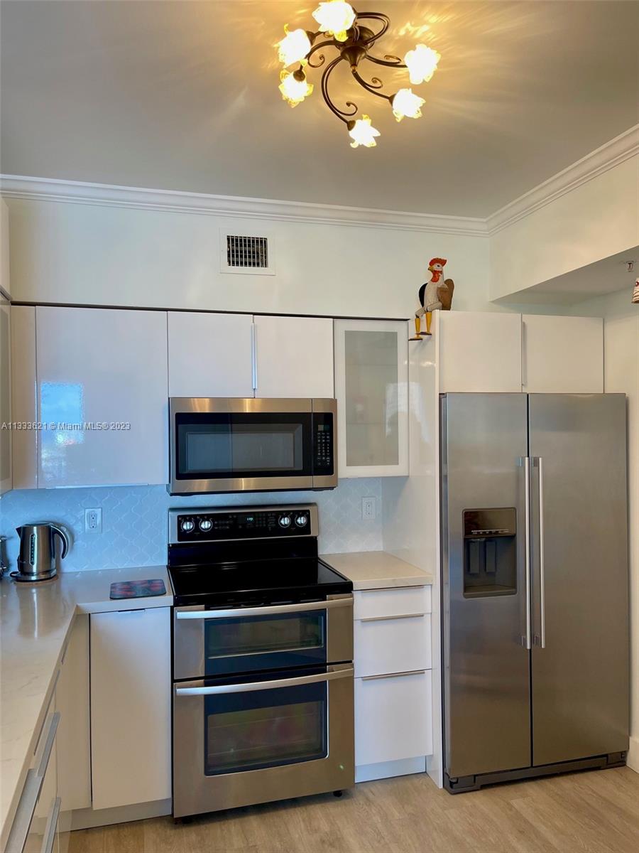 PORTO BELLAGIO CONDO - Residential Lease