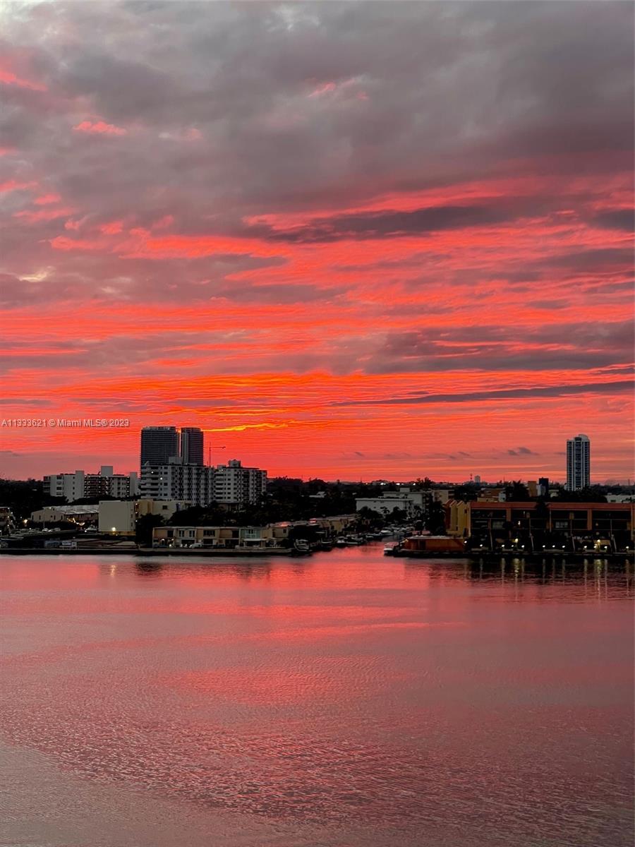 PORTO BELLAGIO CONDO - Residential Lease