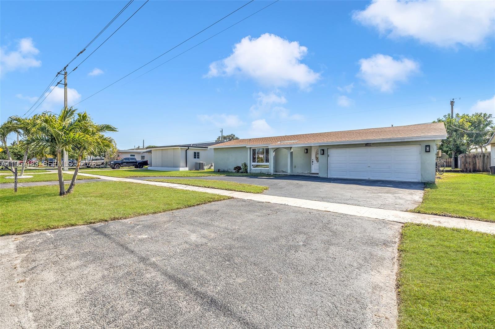 SUNRISE GOLF VILLAGE SEC - Residential