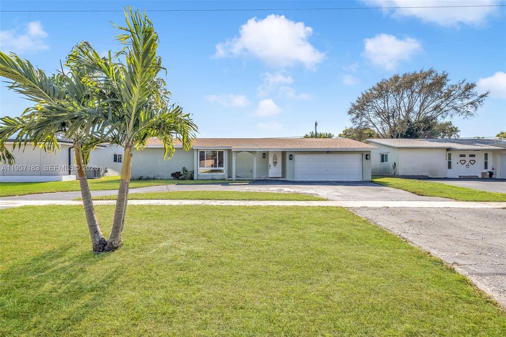 Photo of 11900 NW 29th Mnr, Sunrise, FL 33323 (MLS # A11957183)