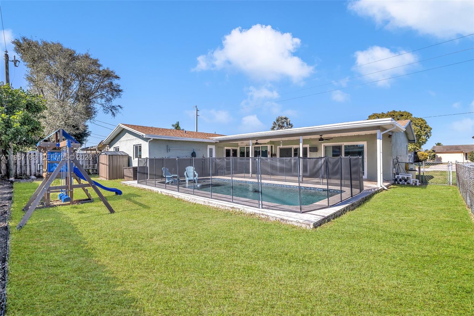 SUNRISE GOLF VILLAGE SEC - Residential