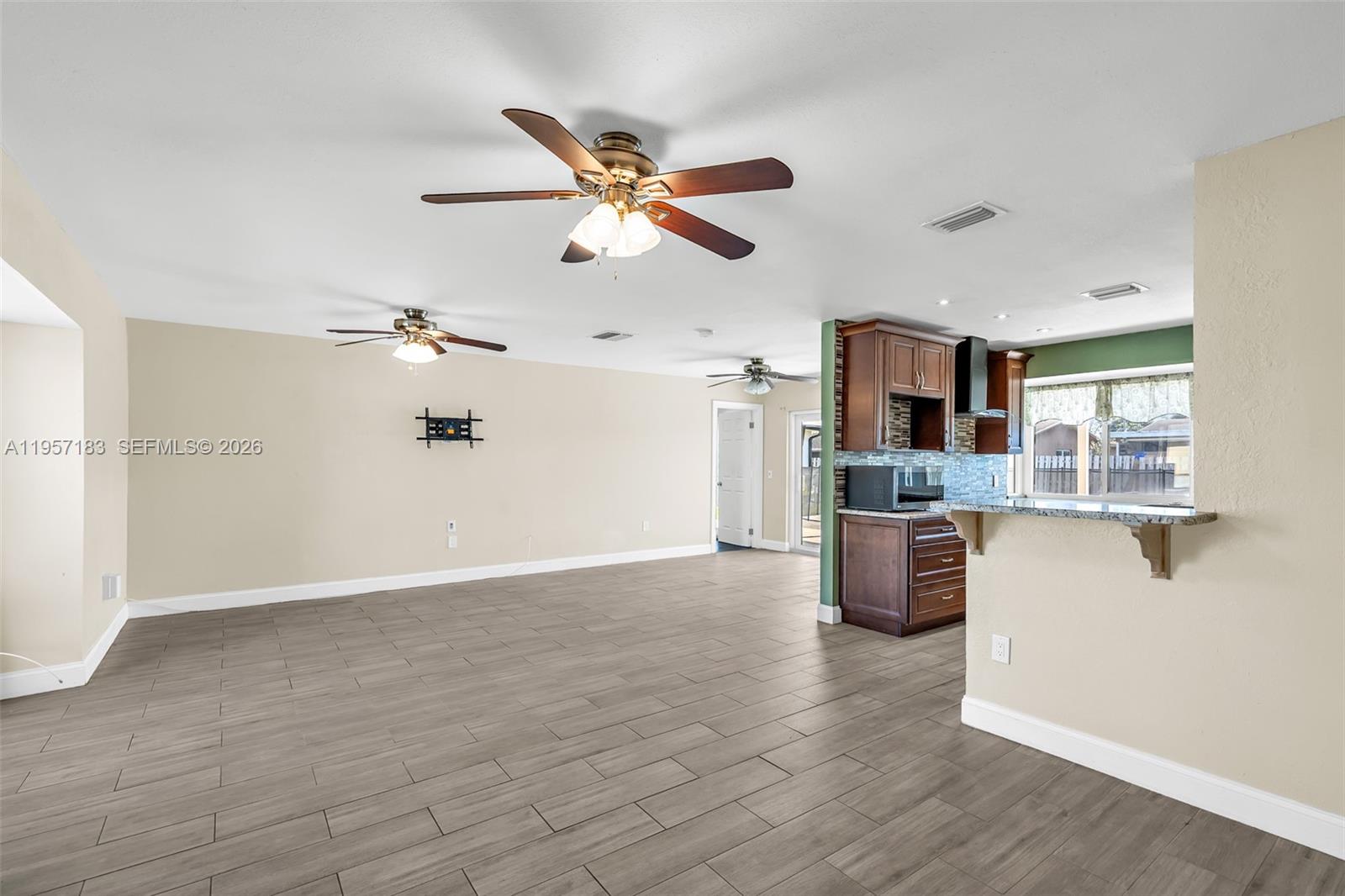 SUNRISE GOLF VILLAGE SEC - Residential