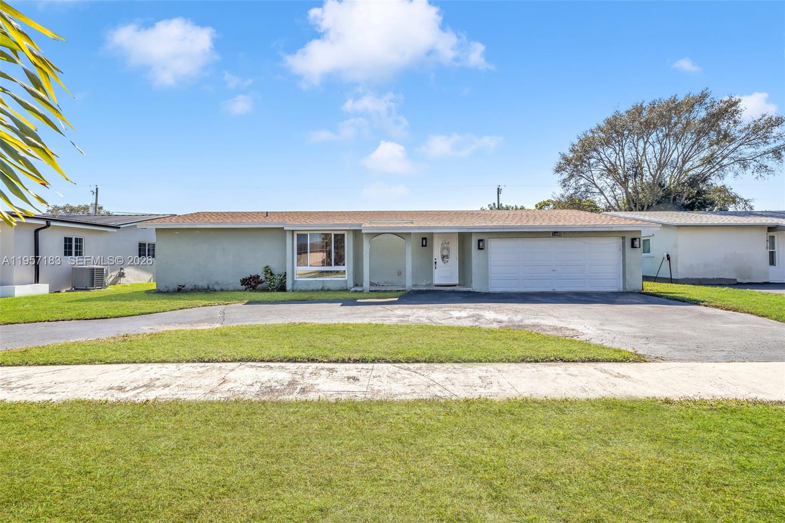 SUNRISE GOLF VILLAGE SEC - Residential