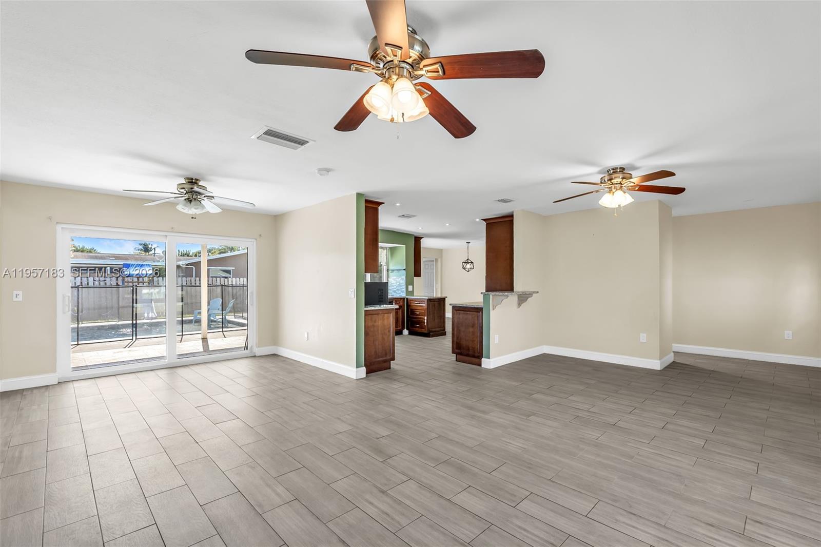 SUNRISE GOLF VILLAGE SEC - Residential