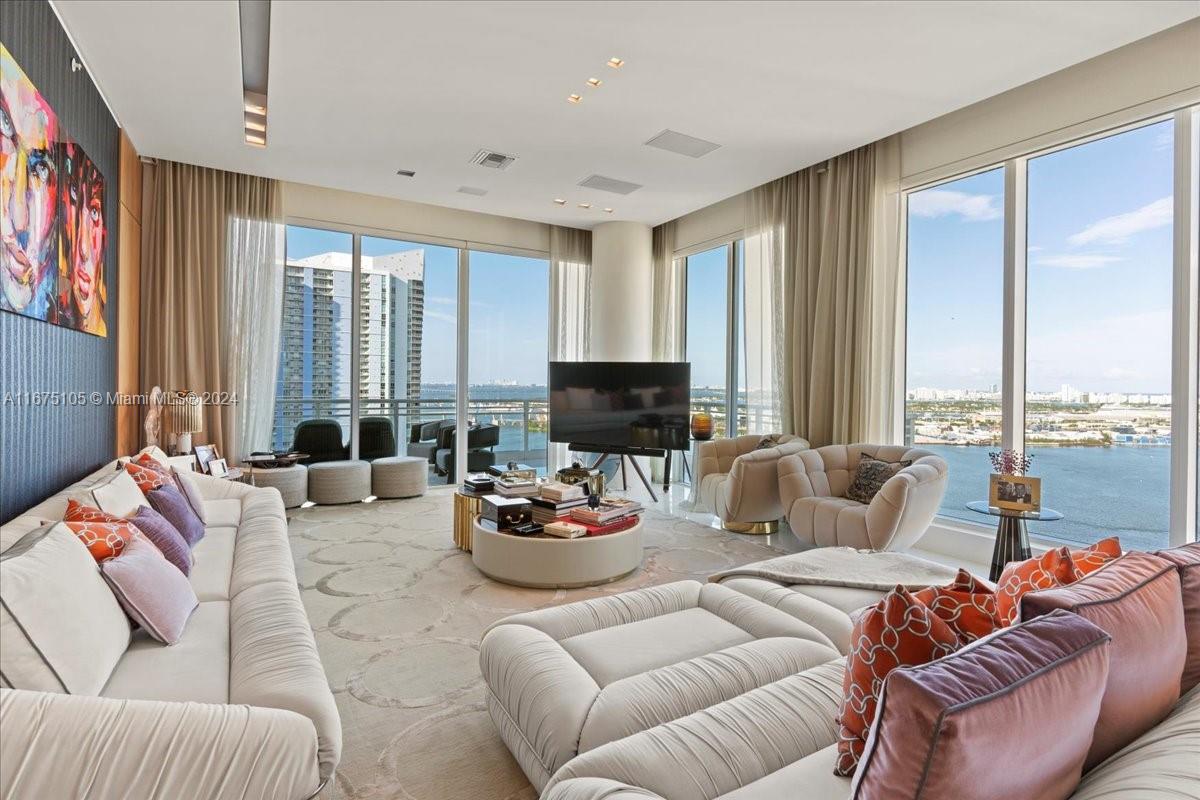 900 Brickell Key Blvd 2303, Miami, Broward County, Florida - 4 Bedrooms  
6 Bathrooms - 