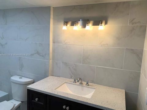 1301 NE Miami Gardens Dr 1622W Miami FL 33179