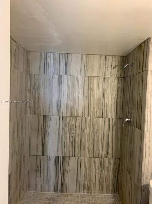 1301 NE Miami Gardens Dr 1622W