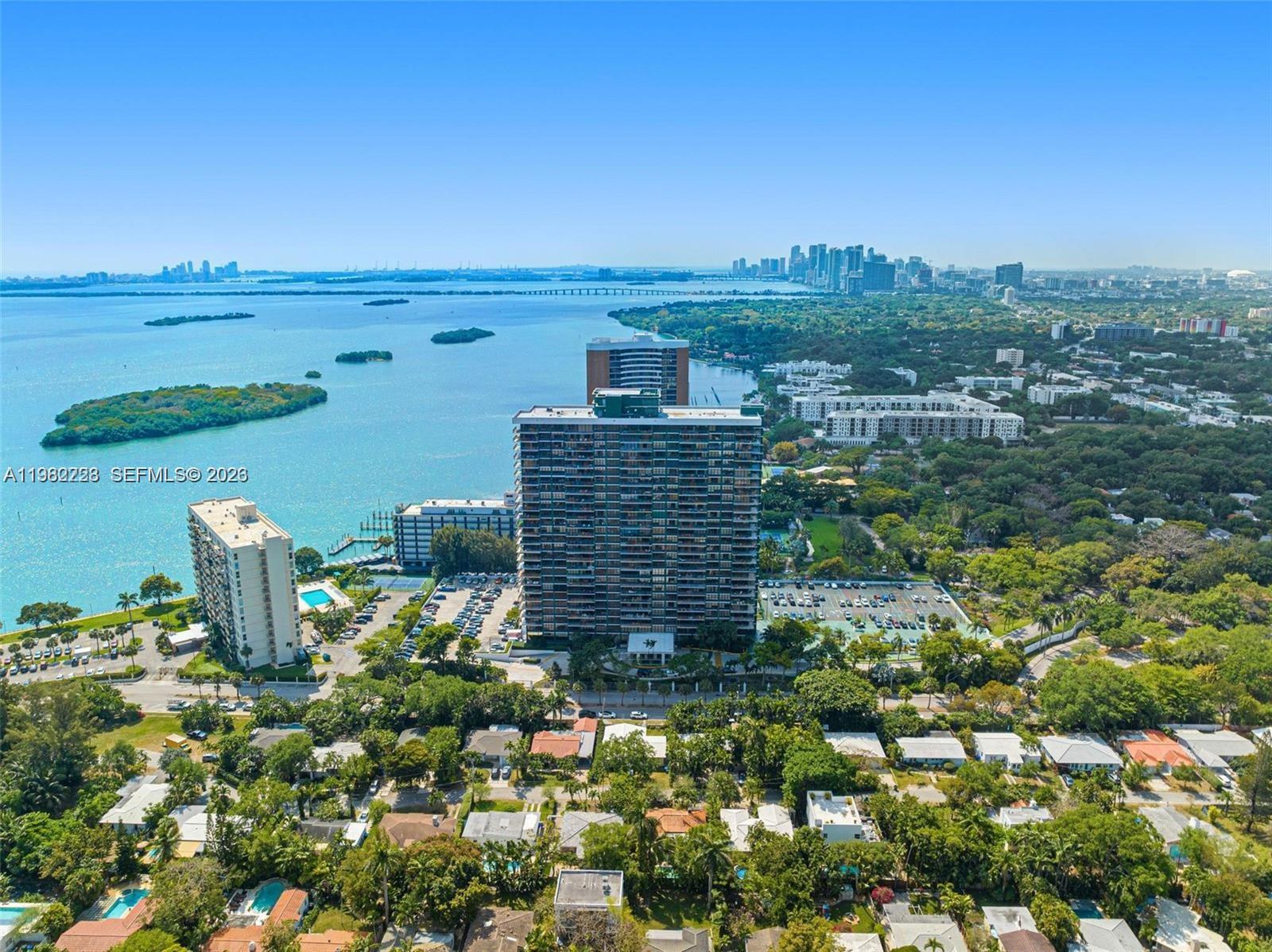 THE PALM BAY YACHT CLUB C - Residential Lease