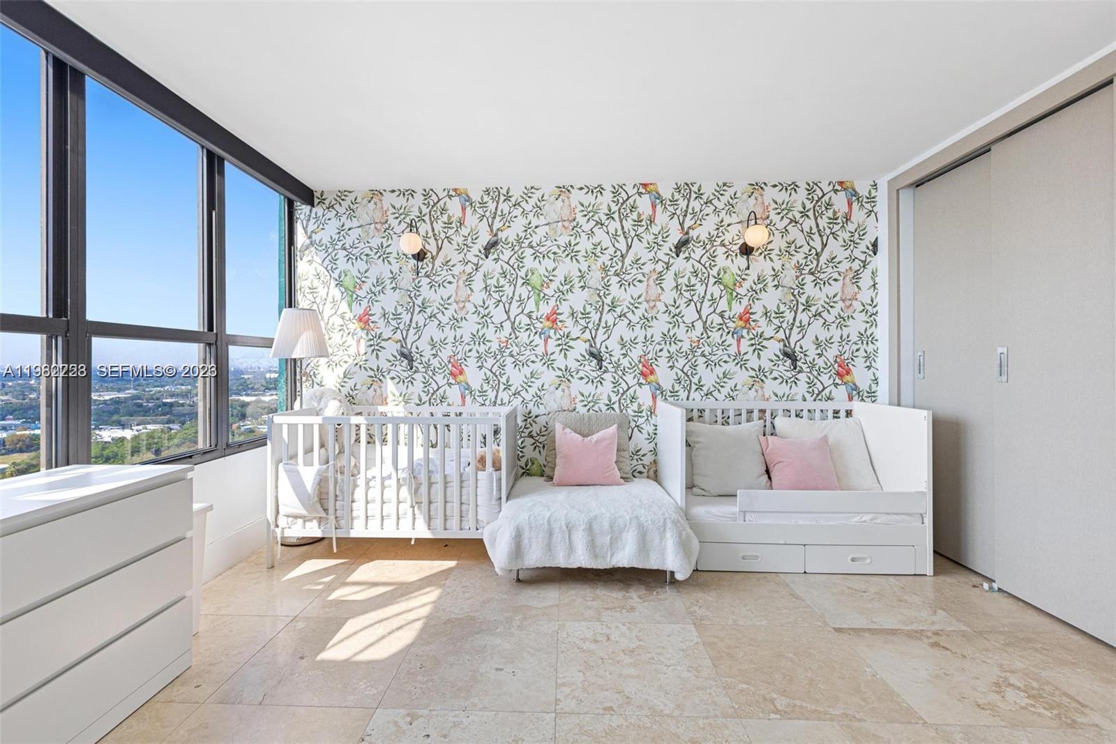 THE PALM BAY YACHT CLUB C - Residential Lease