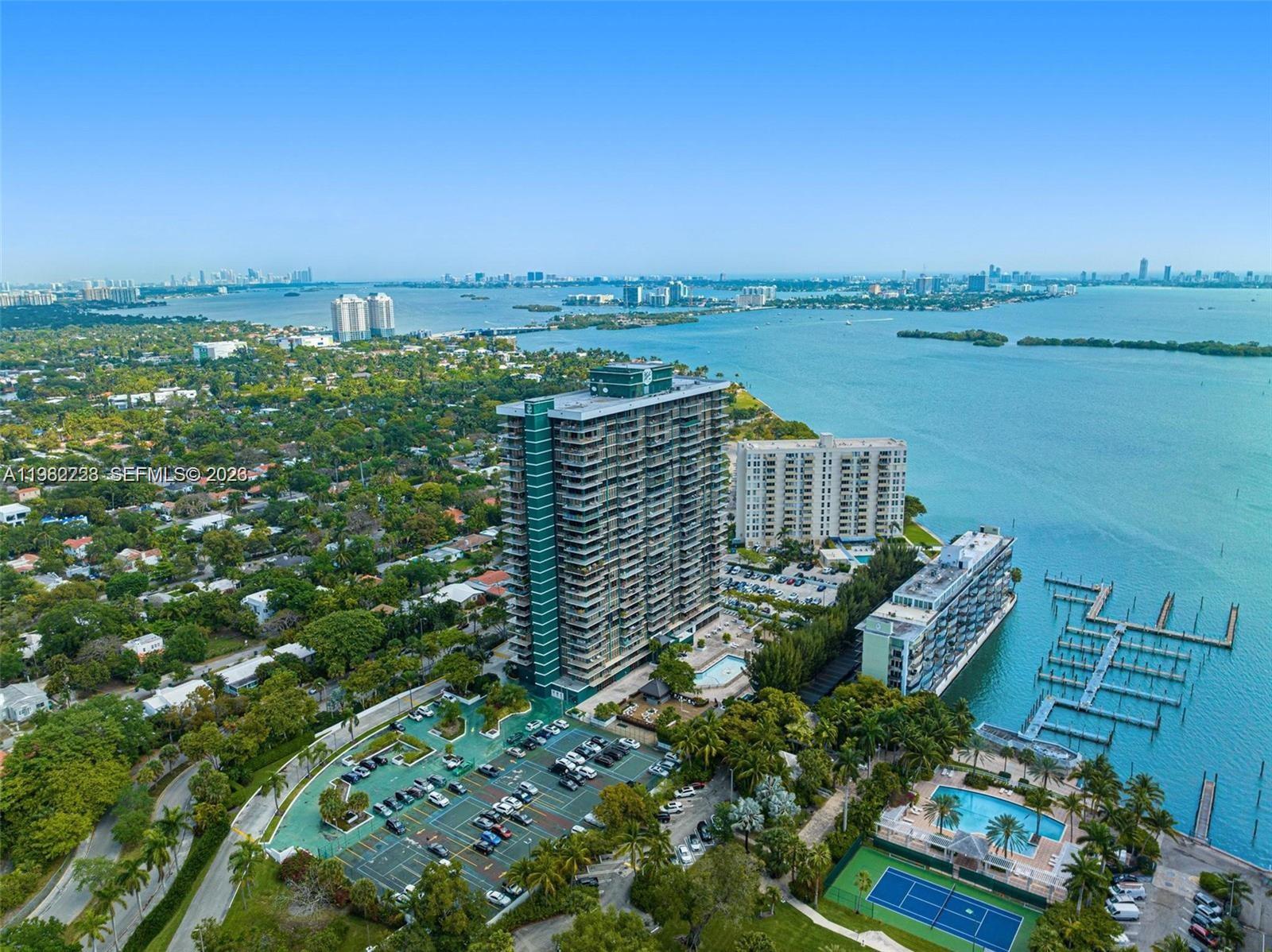 THE PALM BAY YACHT CLUB C - Residential Lease