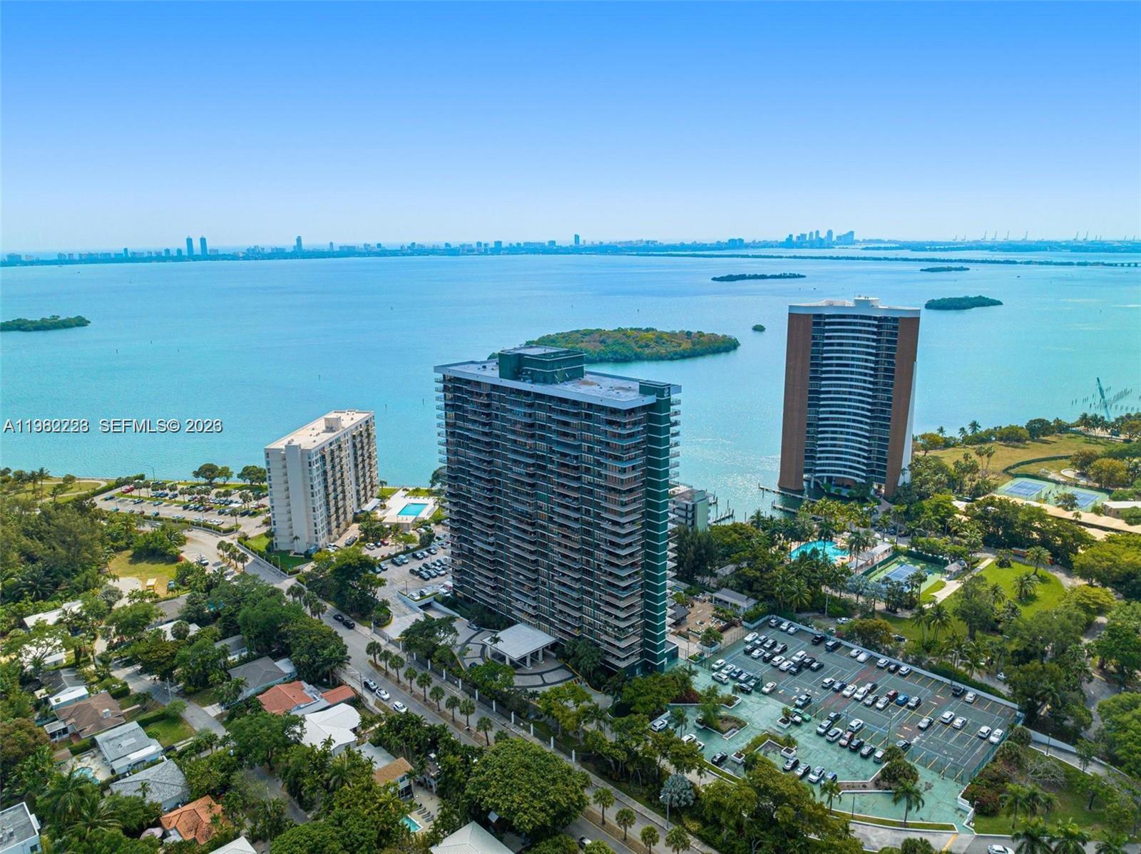 THE PALM BAY YACHT CLUB C - Residential Lease