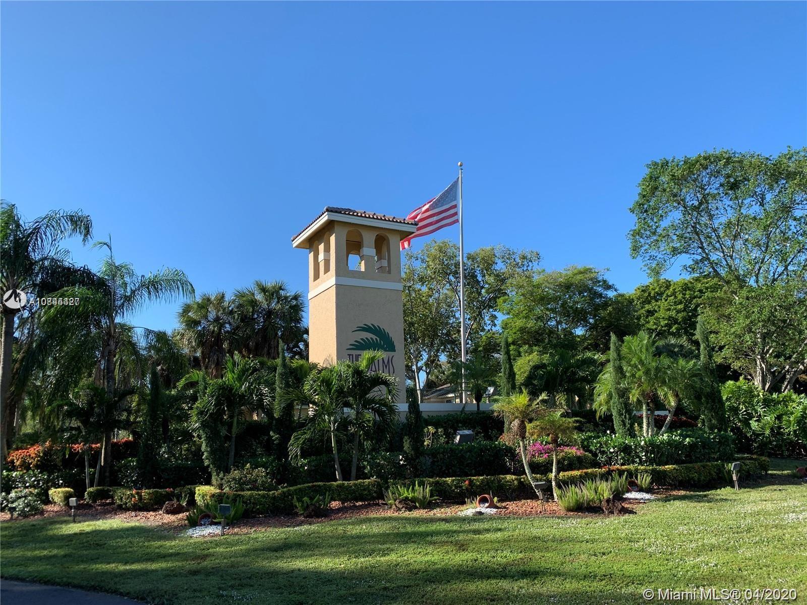 Large, bright & open 2/2 apartment suite in The Palms of Pembroke Pines! This unit offers ample kitchen with lots of cabinets and eat-in. Also, includes balcony, tile through out living area and full washer/dryer. Appreciate everything this resort style community has to offer including lakeside pool, sun deck, hot tub, gym, tennis court, open air b-ball court, and much more. The unit is a strolling distance to shopping centers, restaurants and expressways.