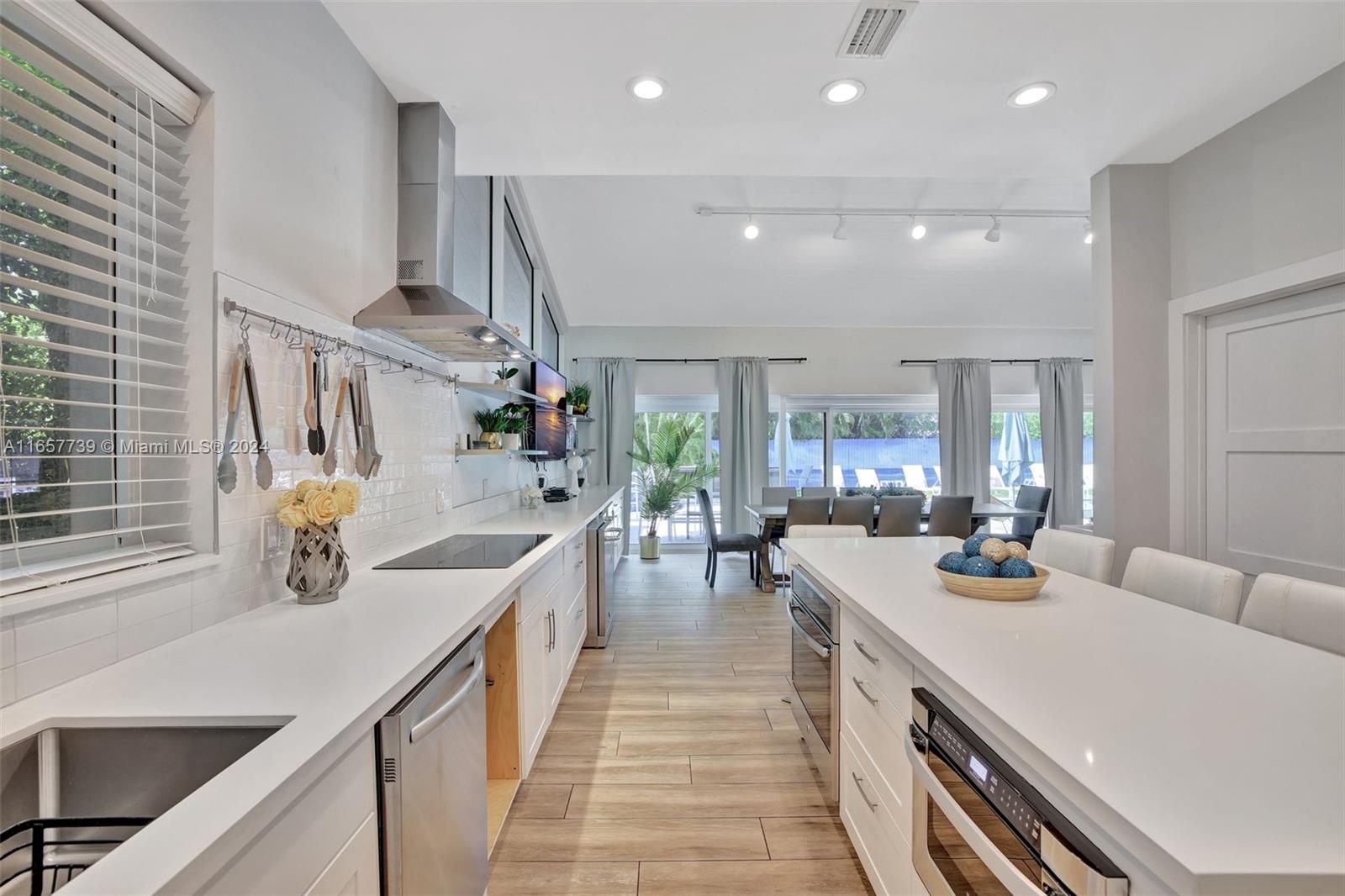 HARBOR BEACH - Residential