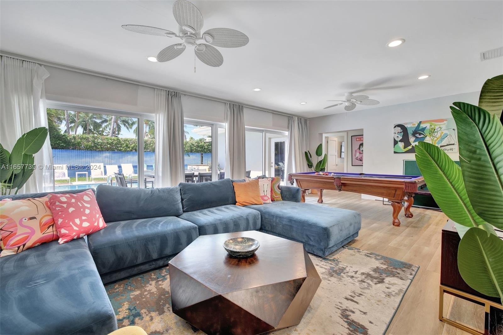 HARBOR BEACH - Residential