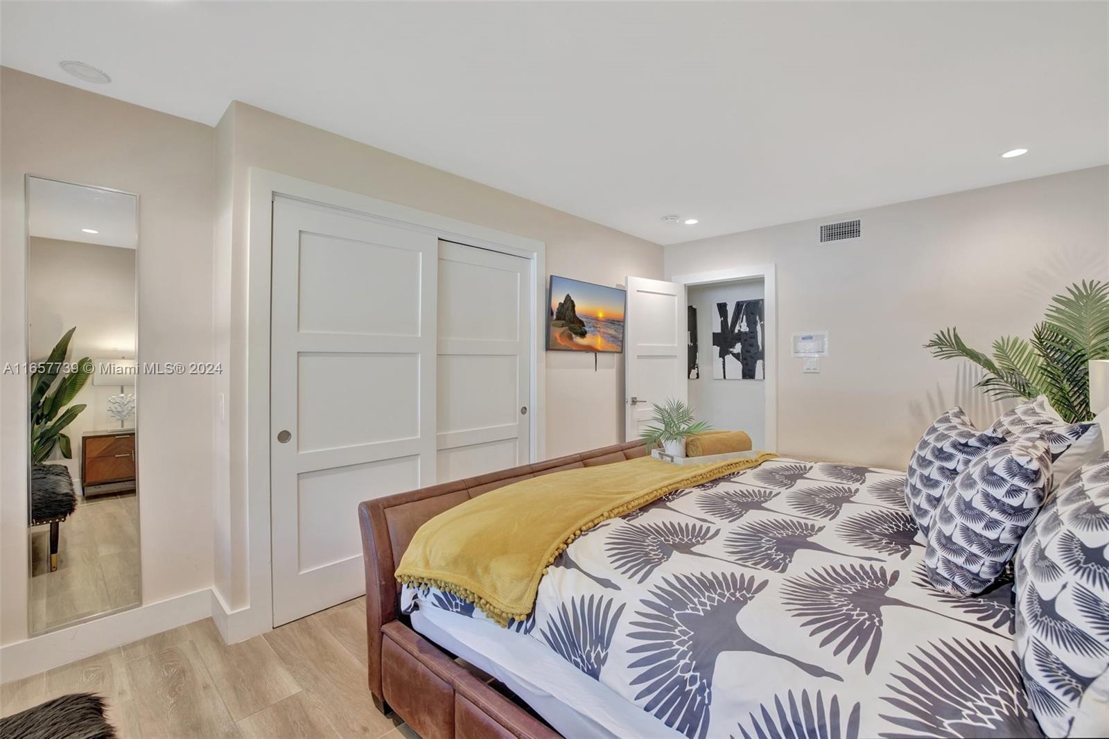 HARBOR BEACH - Residential