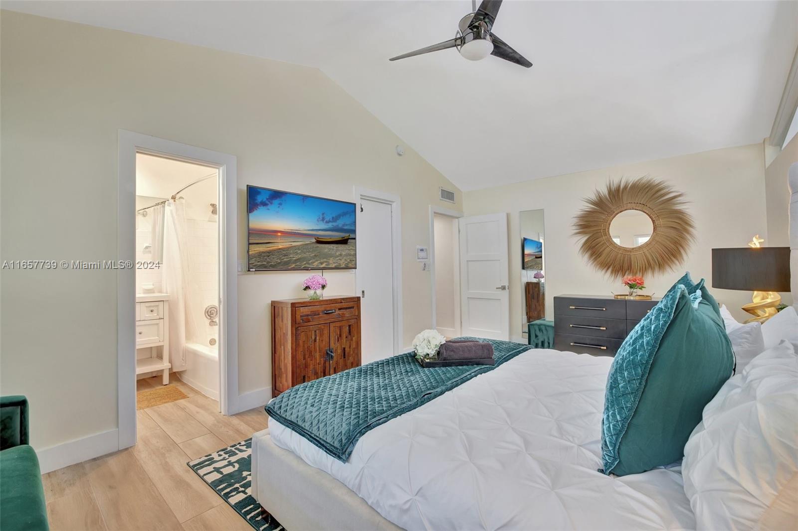 HARBOR BEACH - Residential