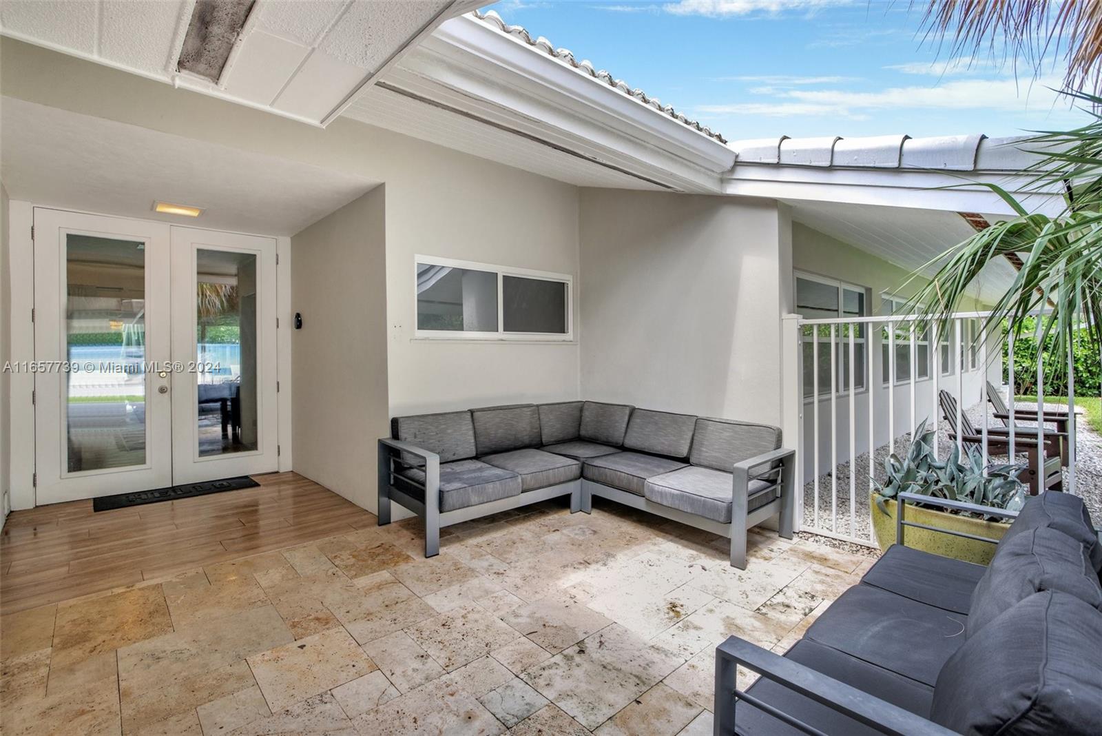 HARBOR BEACH - Residential