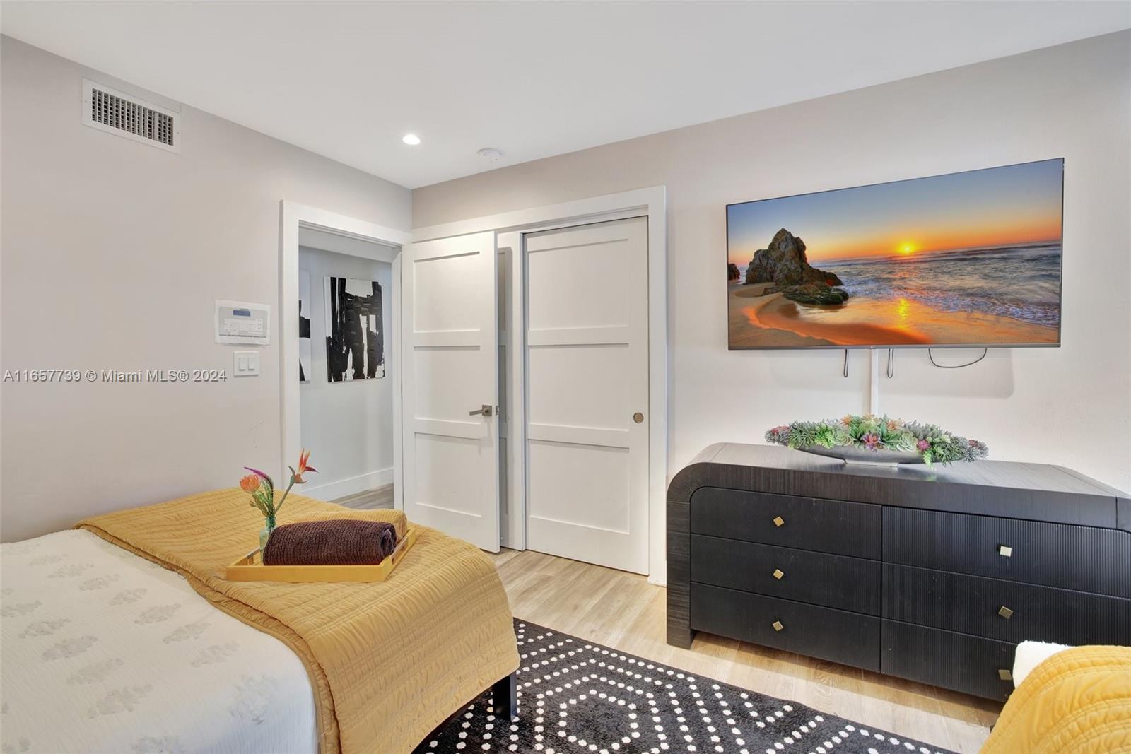 HARBOR BEACH - Residential