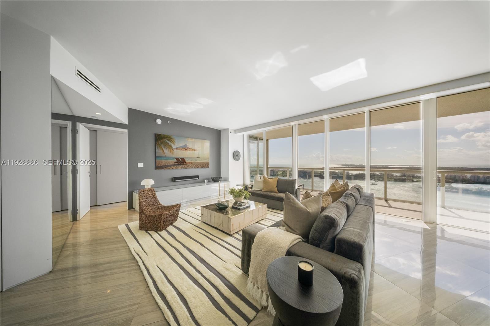 ICON CONDO - Residential Lease