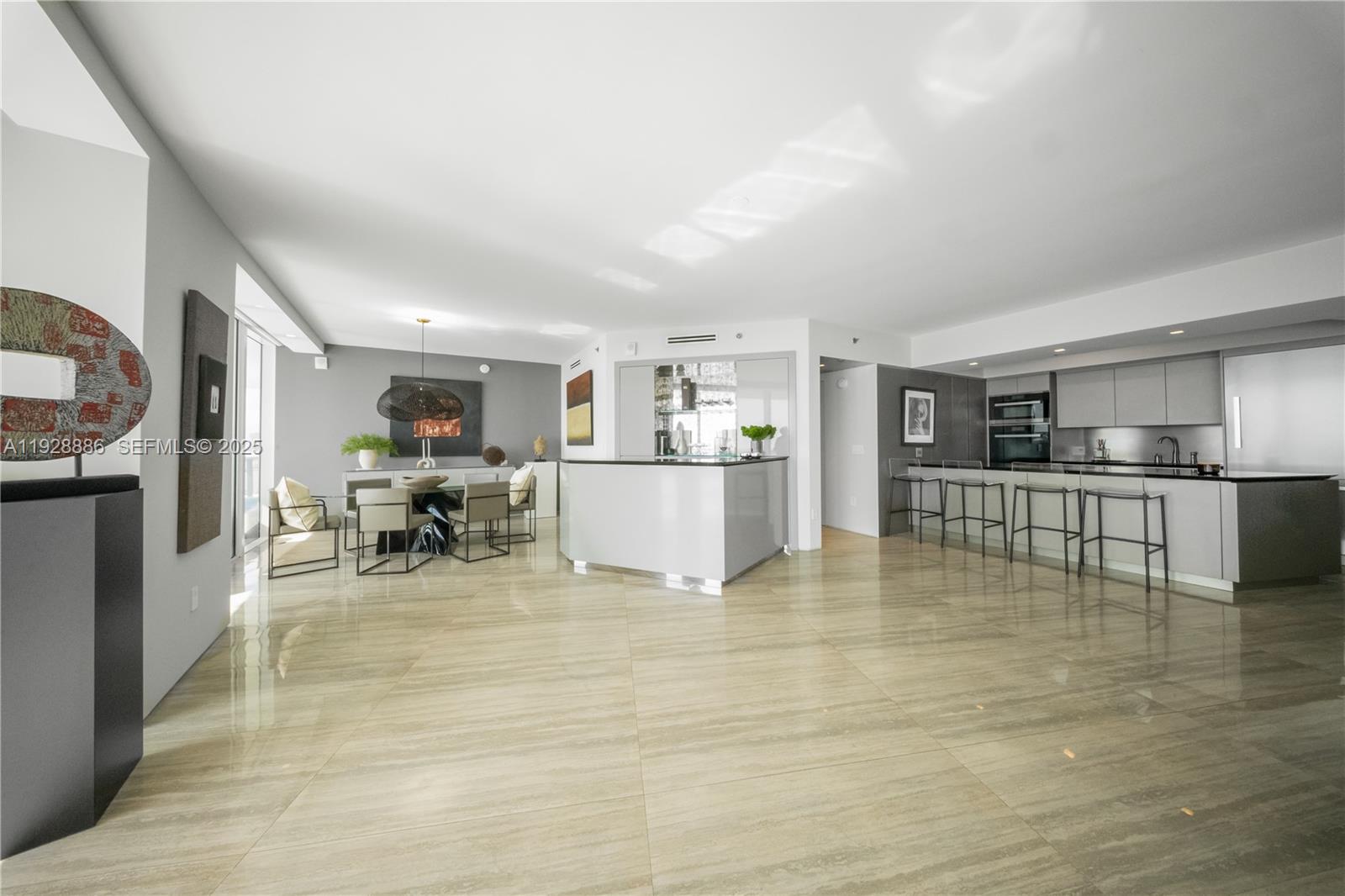 ICON CONDO - Residential Lease