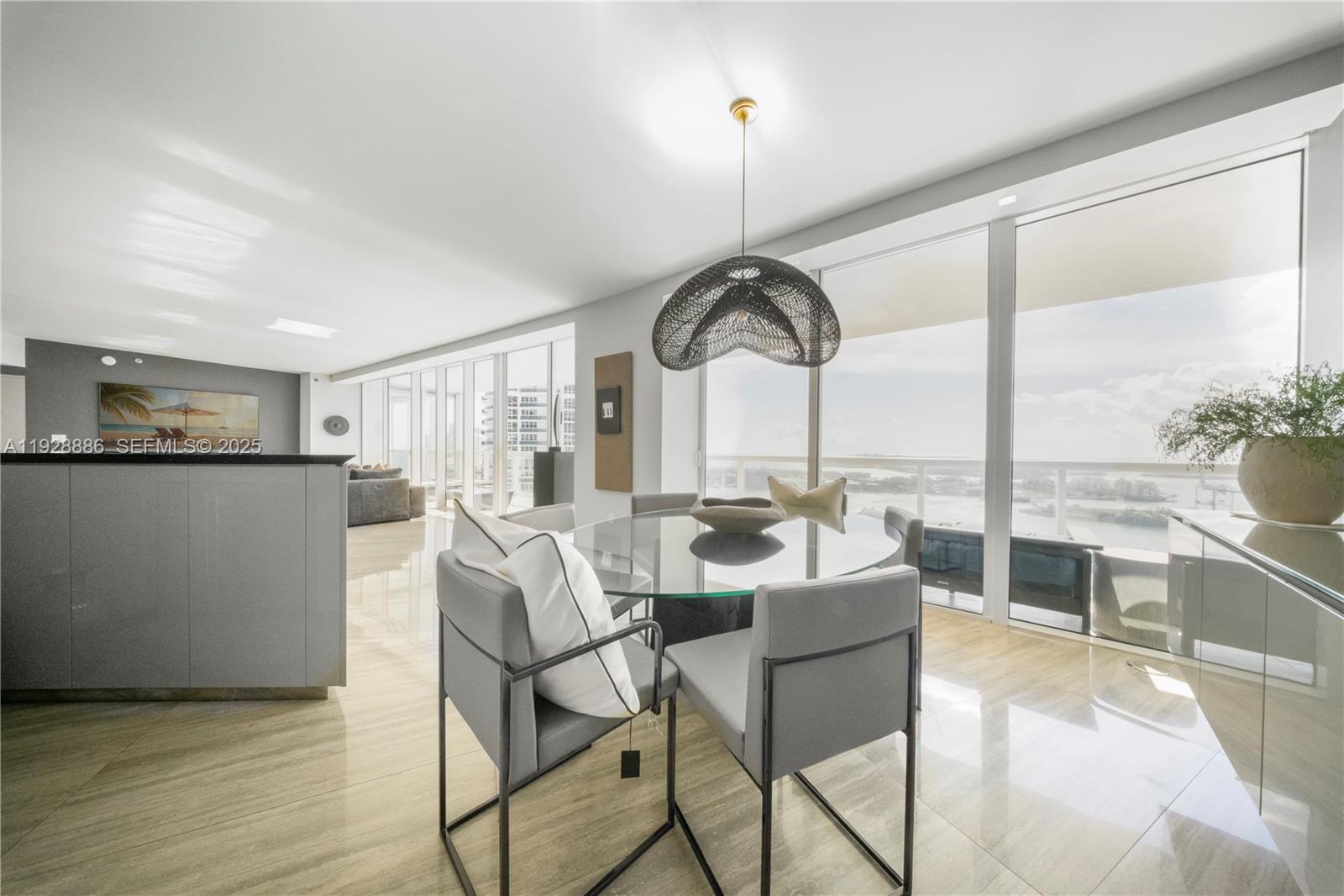 ICON CONDO - Residential Lease