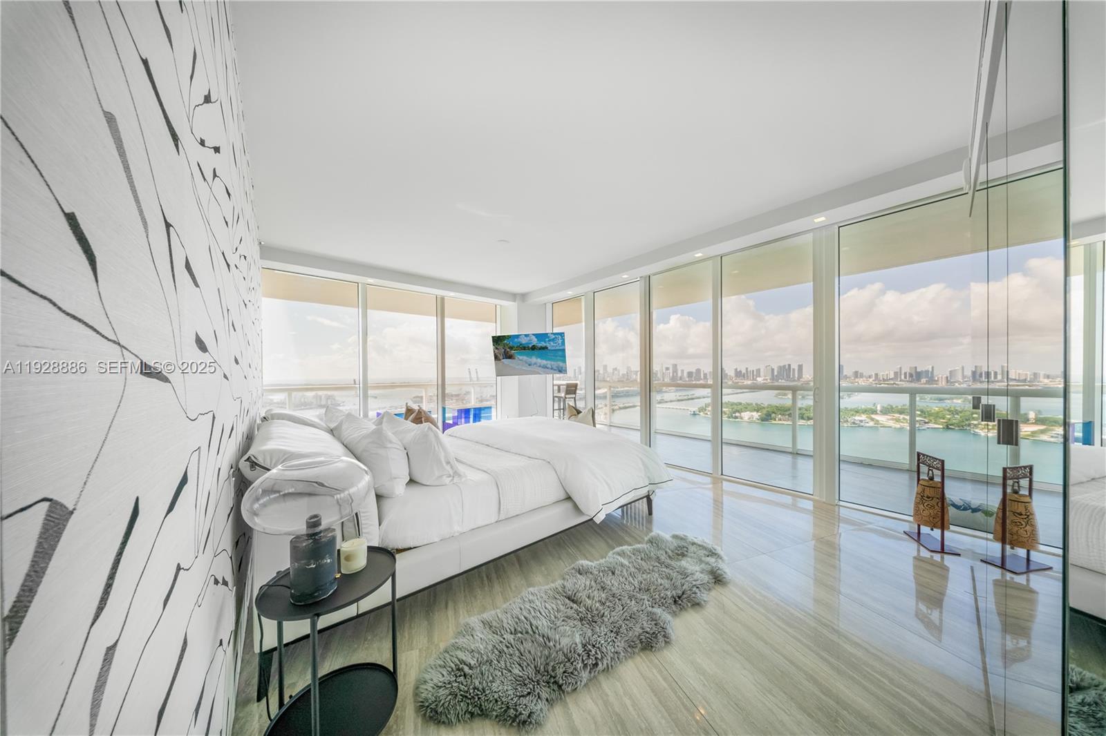 ICON CONDO - Residential Lease