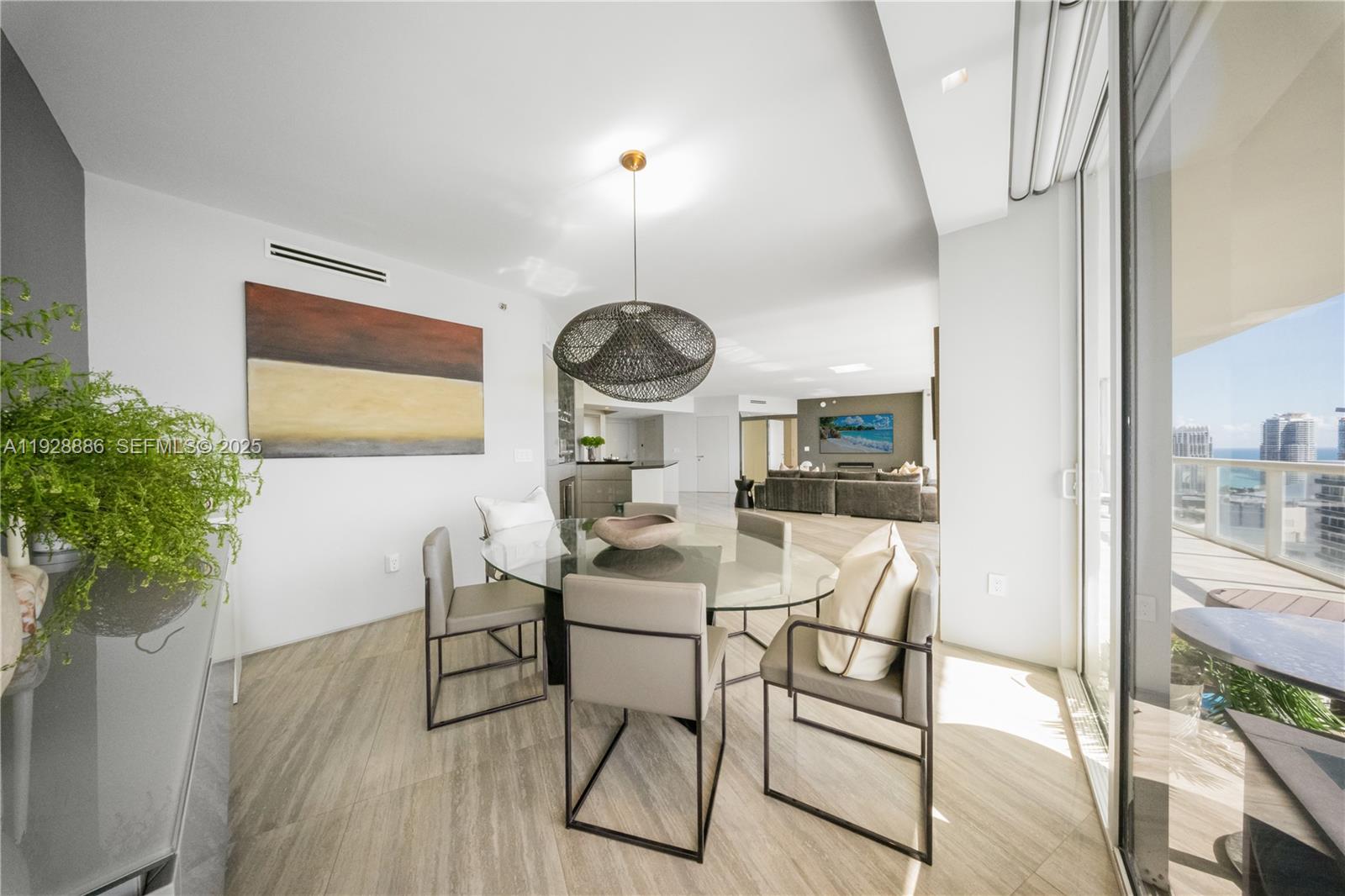 ICON CONDO - Residential Lease