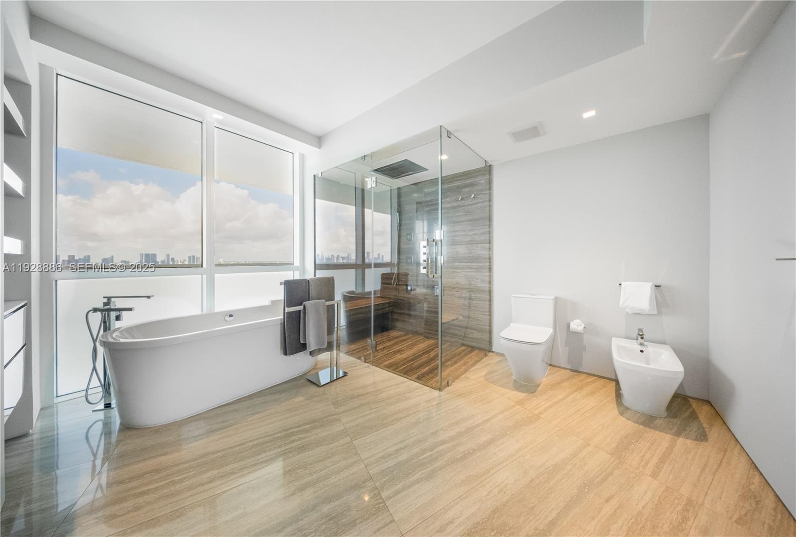 ICON CONDO - Residential Lease