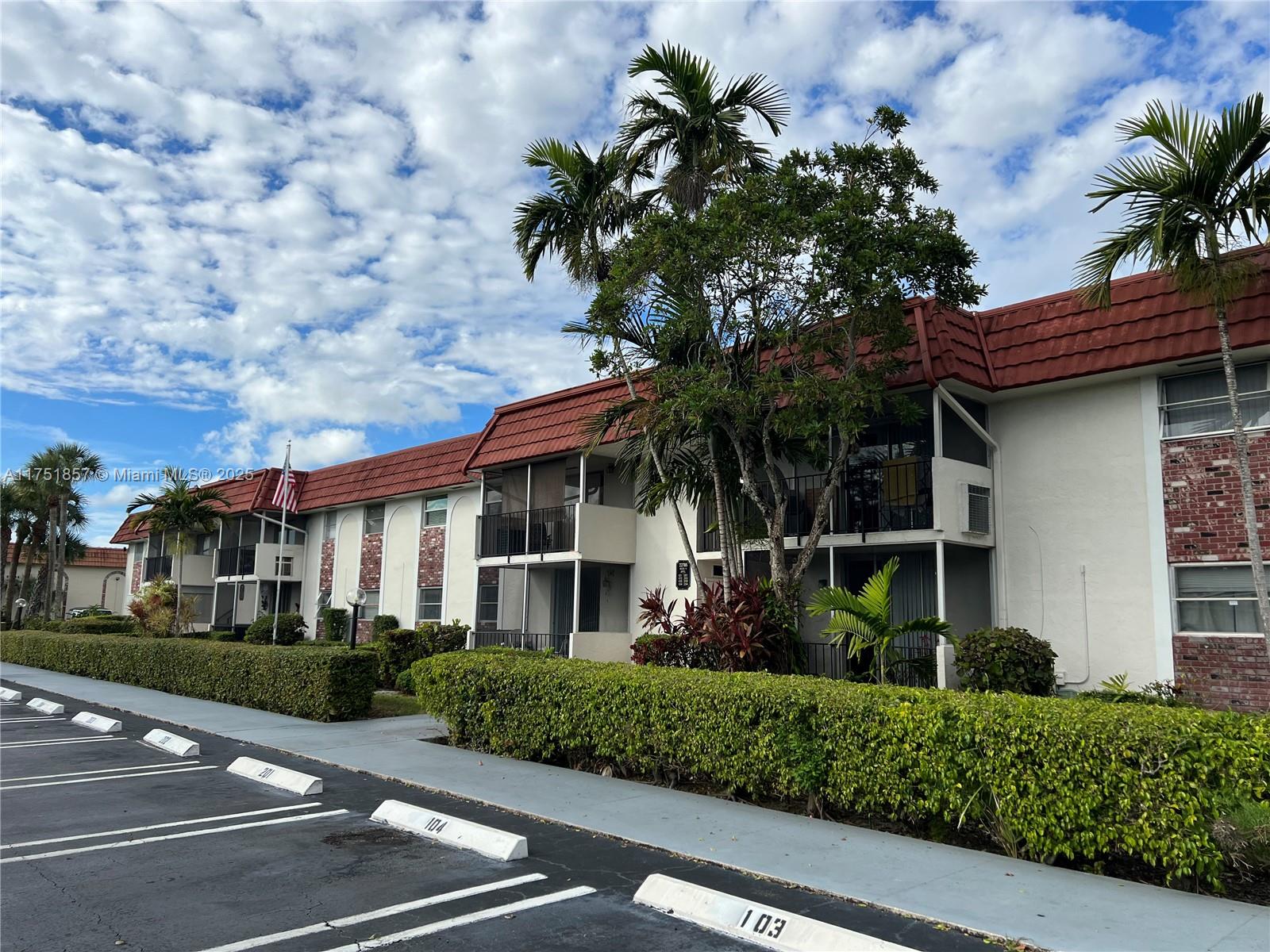 EDGEWOOD CONDOS - Residential Lease