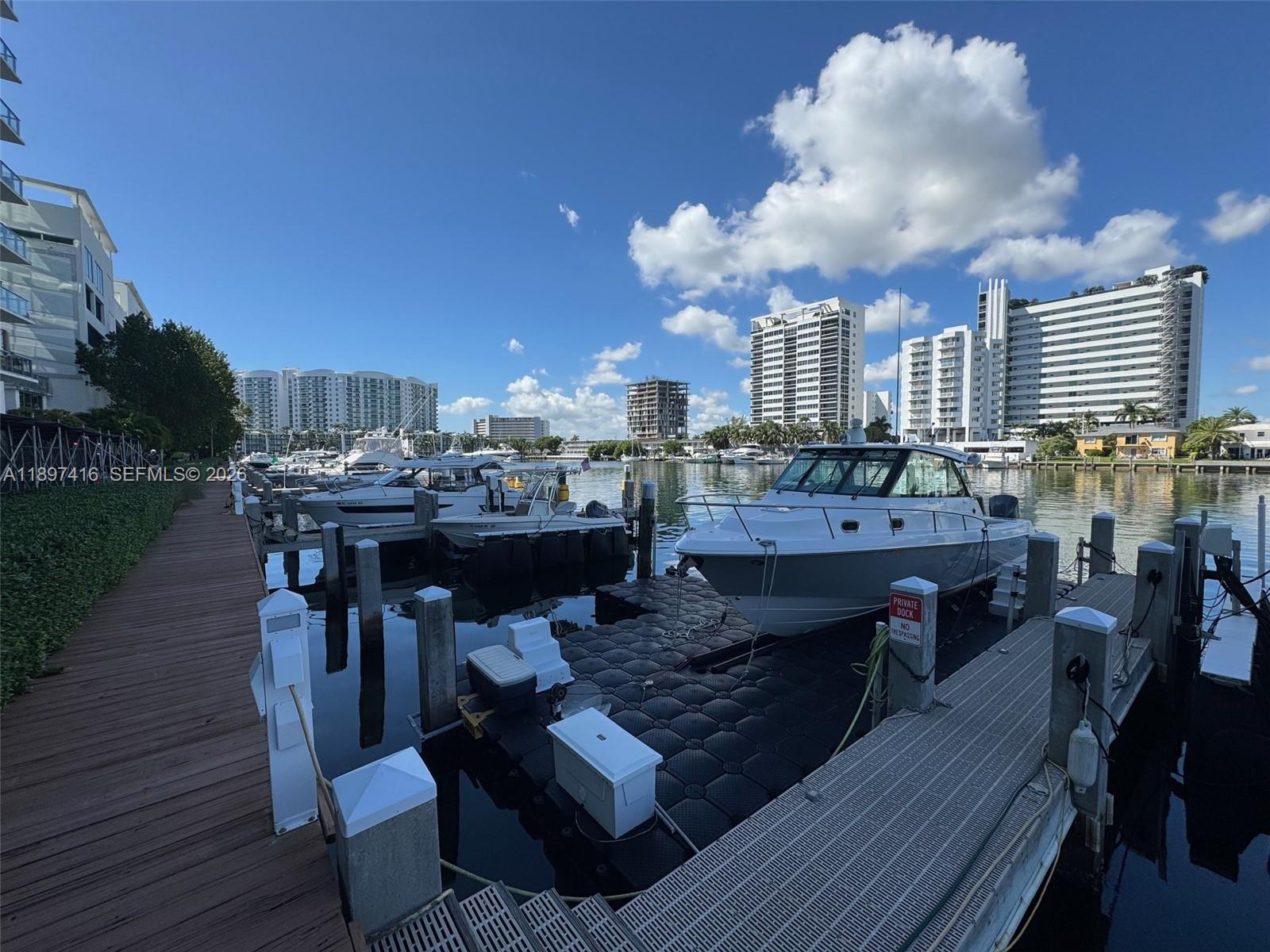 ELOQUENCE ON THE BAY COND - Residential