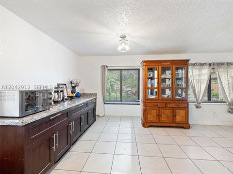 Tiny photo for 700 SW 12th St, Fort Lauderdale, FL 33315 (MLS # A12042912)
