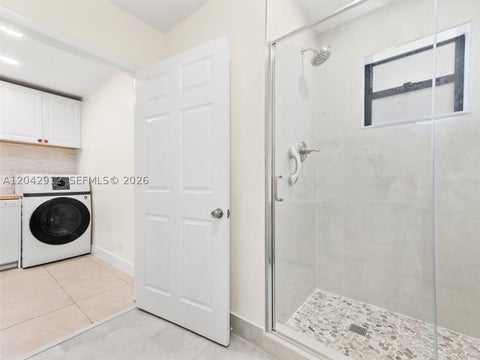 Tiny photo for 700 SW 12th St, Fort Lauderdale, FL 33315 (MLS # A12042912)