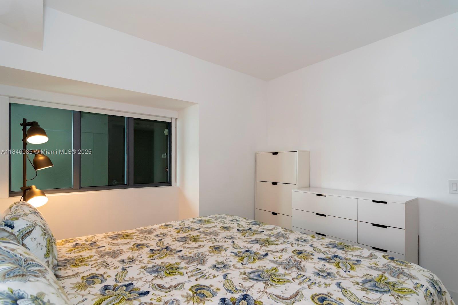 PARAISO BAY CONDO - Residential