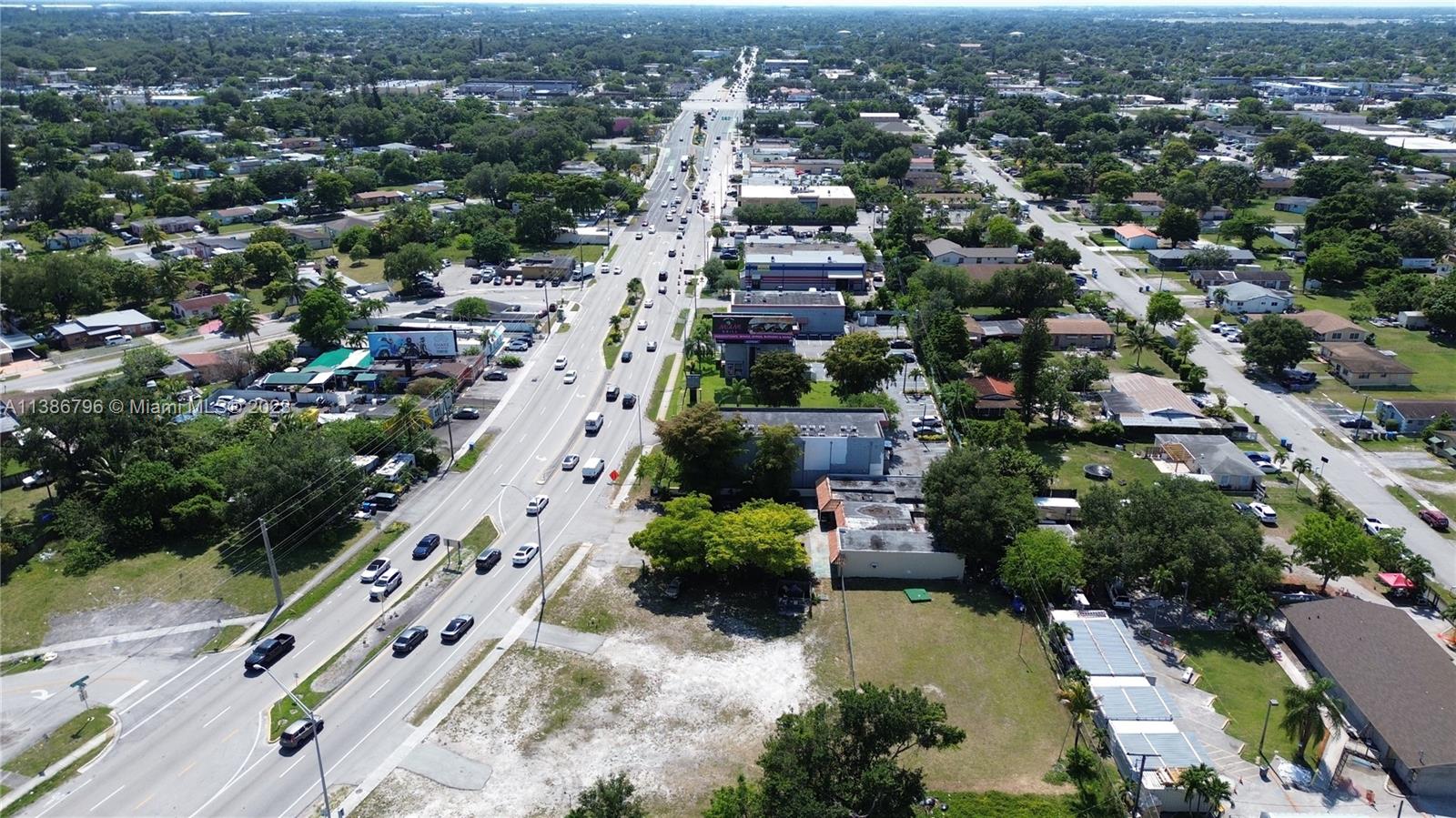 MIAMI GARDENS ESTATES - Land